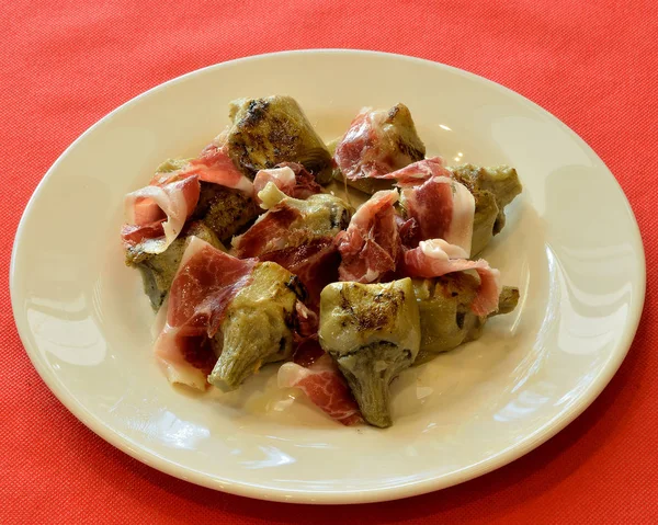 Soslu Enginar Kalbi
