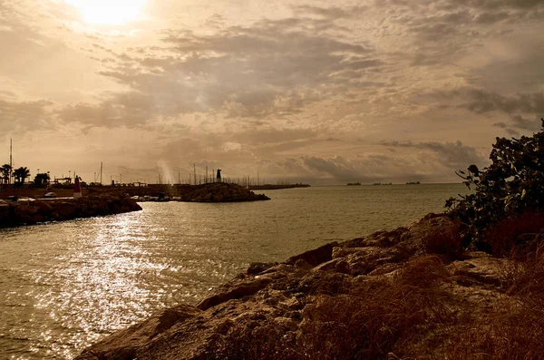 Nascer do sol no rio Turia — Fotografia de Stock