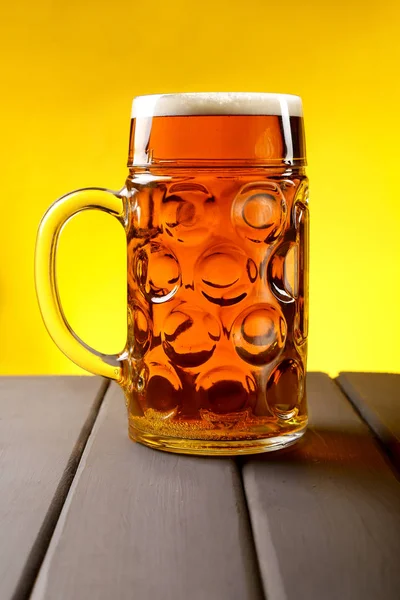 Glass Mug Beer Wooden Table Yellow Background — Stock Photo, Image