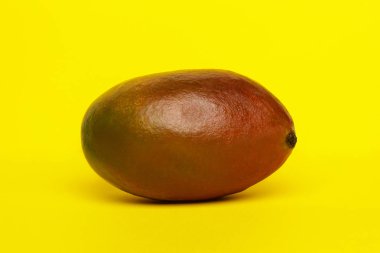 Mango Sarı zemin üzerine