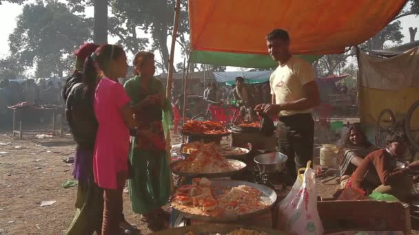 Bardia Nepal Gennaio 2014 Preparazione Cibo Locale Fiera Durante Maggy — Video Stock