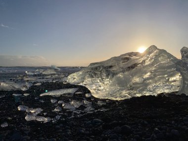 İzlanda 'da elmas plajı