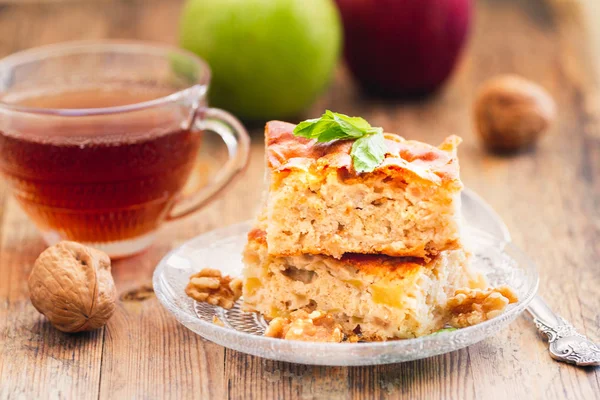 Two Pieces Homemade Apple Pie Tea Wood Table Top Vintage — Stock Photo, Image