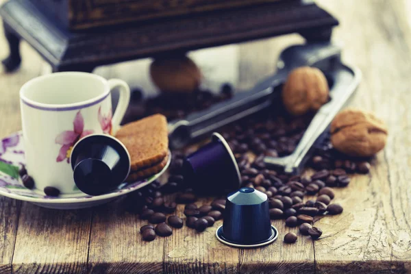 Italian Espresso Coffee Capsules Coffee Pods Espresso Cups Coffee Beans — Stock Photo, Image