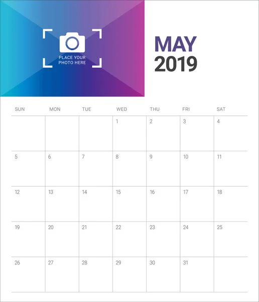Mayo 2019 Escritorio Calendario Vector Ilustración Diseño Simple Limpio — Vector de stock