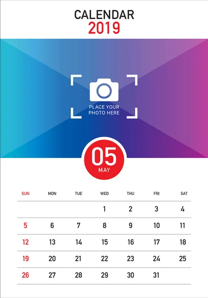 Mayo 2019 Escritorio Calendario Vector Ilustración Diseño Simple Limpio — Vector de stock