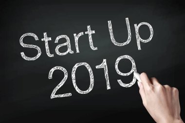 2019 el ile başlatmak. Yeni yıl Gregoryen takviminde yılın ilk günü..