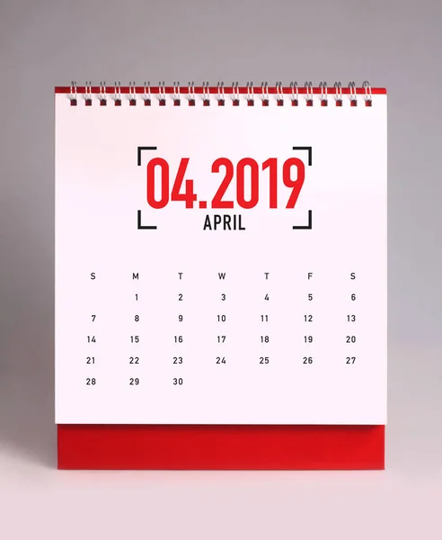Simple Desk Calendar April 2019 — Stock Photo, Image