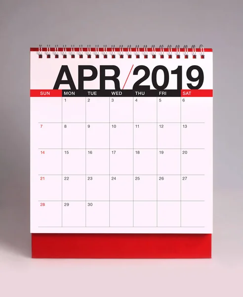 Biurko Proste Kalendarz Dla Kwietnia 2019 — Zdjęcie stockowe