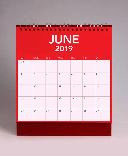 Biurko Proste Kalendarz Dla Czerwca 2019 — Zdjęcie stockowe