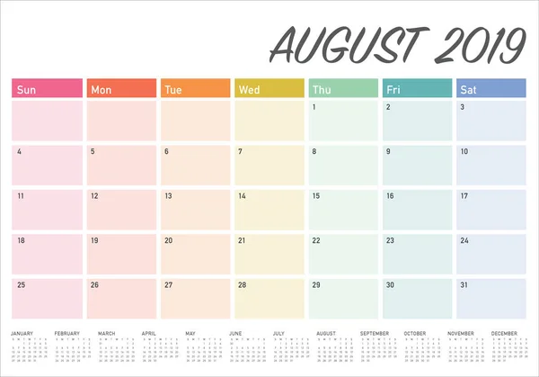 Agosto 2019 Scrivania Calendario Vettoriale Illustrazione Design Semplice Pulito — Vettoriale Stock