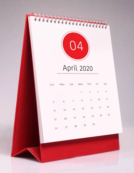 Eenvoudige bureaukalender 2020-april — Stockfoto