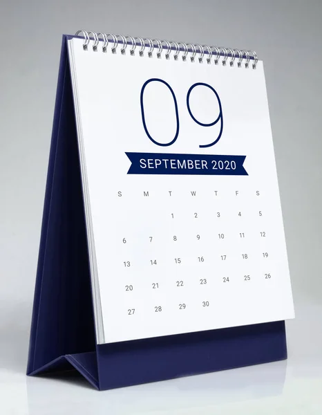 Egyszerű íróasztali naptár 2020-szeptember — Stock Fotó