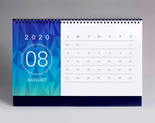 Egyszerű íróasztali naptár 2020-augusztus — Stock Fotó