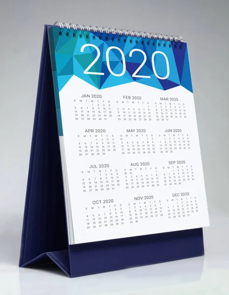 シンプルなデスクカレンダー2020 — ストック写真