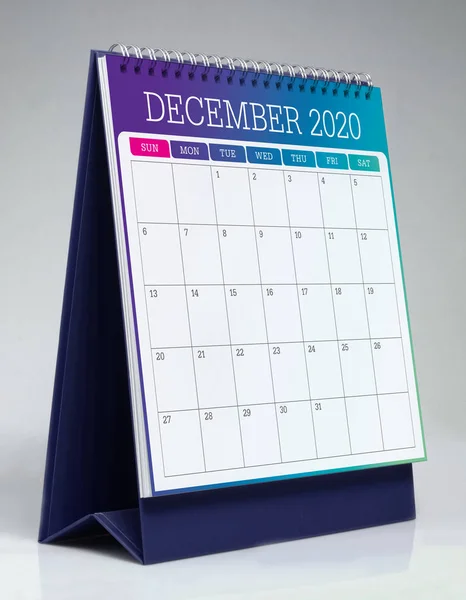 Egyszerű íróasztali naptár 2020-december — Stock Fotó