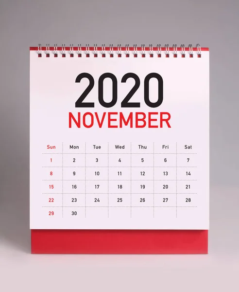 Proste biurko kalendarz 2020-listopad — Zdjęcie stockowe