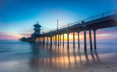 gün batımında Huntington beach