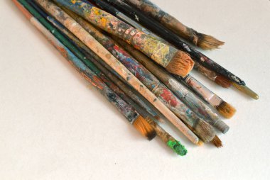 Bir Boya Brüsünü Kapat