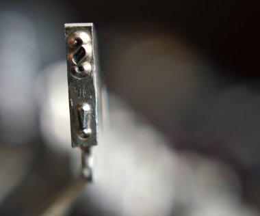 Eski bir daktilo çubuğunun sembolü