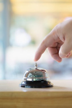 Servis için bell metal