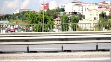 Şehir trafiğini bina ile zamanlandır