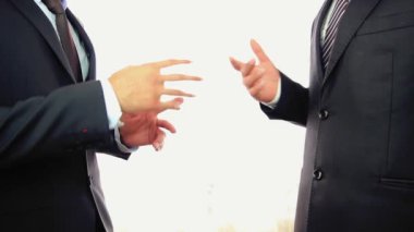 Bir iş karşılaşma içinde beyin fırtınası profesyonellerin farklı takım