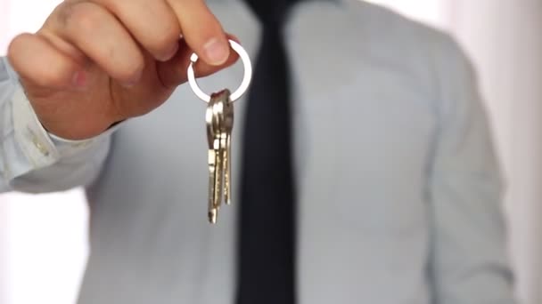 Schlüssel zu einem neuen Zuhause — Stockvideo