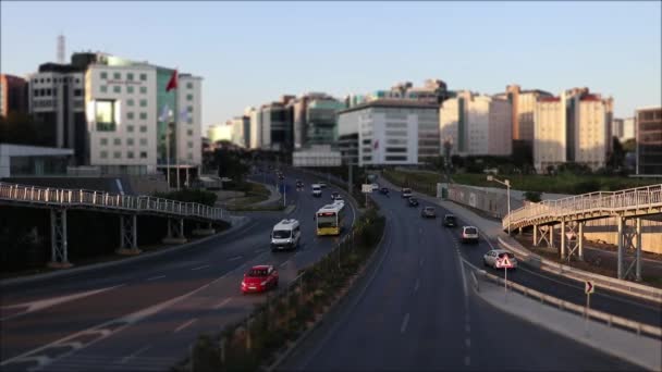 Zaman kavşağı trafiği, Kavacik İstanbul 'da — Stok video