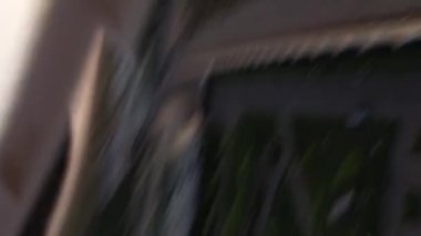 Teknik arızalar yere hızlı ve sert bir şekilde çarpıyor.