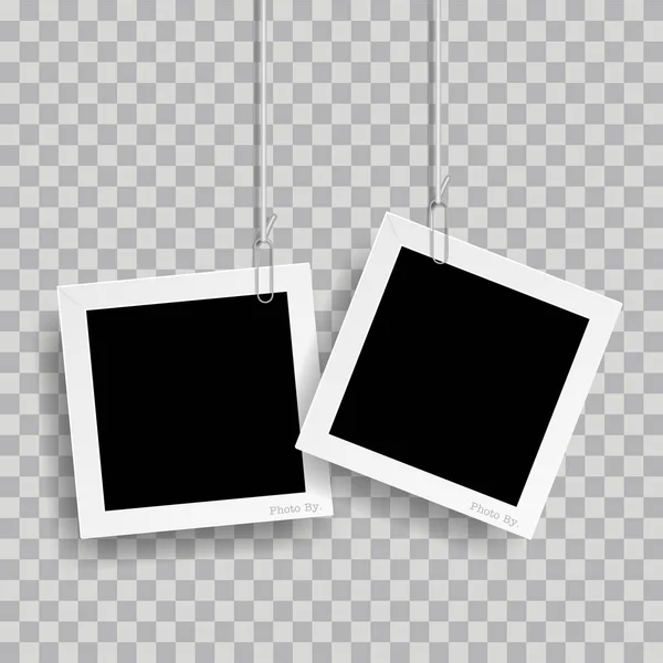 Şeffaf arka plan üzerinde izole ataş ile Retro gerçekçi fotoğraf çerçevesi