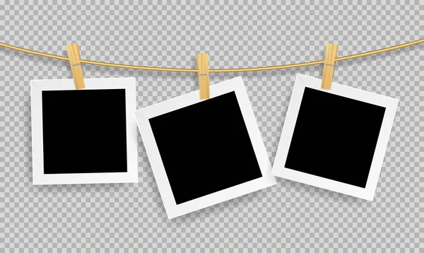 Şeffaf arka plan üzerinde izole ahşap ataş ile Retro gerçekçi fotoğraf çerçevesi