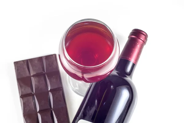 Glass Bottle Red Wine Bar Chocolate White Background — Stock Photo, Image