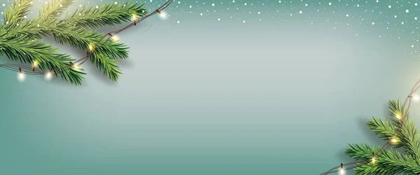 クリスマスと新年テキスト空間と雪の冬のバナー上のクリスマスライトガーランドで飾られたフェアブランチと青の背景 — ストックベクタ