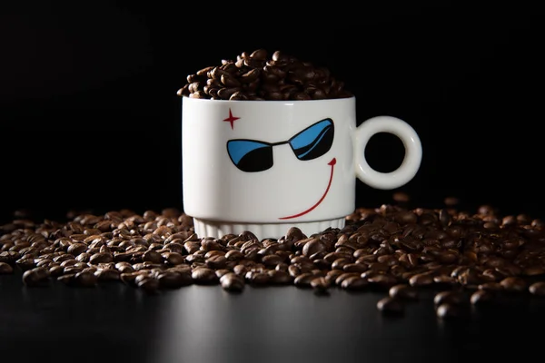 화이트 커피의 알갱이와 — 스톡 사진