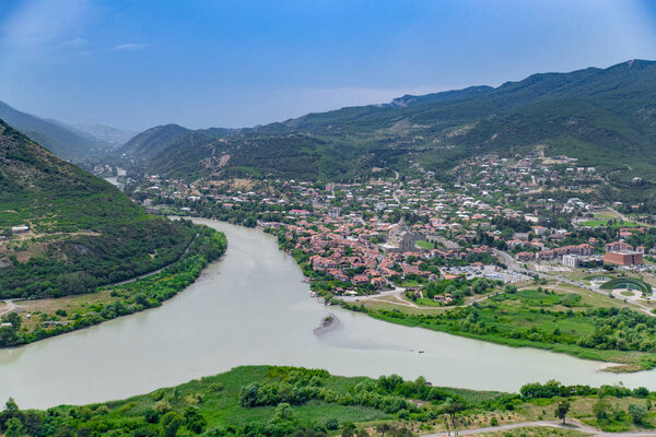 красивые панорамы гор на небо и облака
