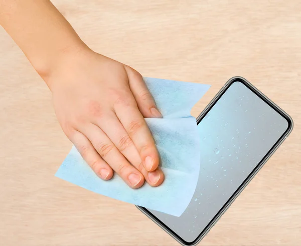 Hand Wet Wipe Clean Smartphone Phone Screen — Stock Photo, Image