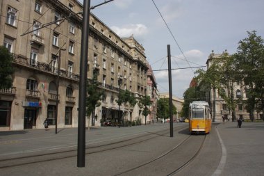 Budapeşte 'nin sarı tramvayı, Macaristan