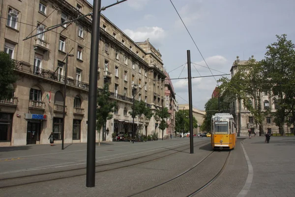 Żółty Tramwaj Budapeszt Węgry — Zdjęcie stockowe