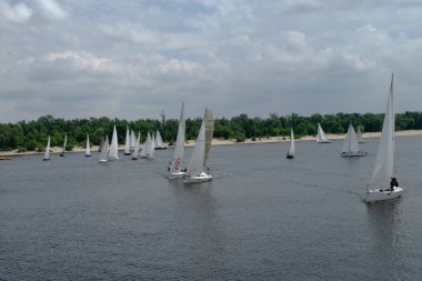 Kiev, Ukrayna Mayıs 25, 2019 Kiev gününde Yelken li yarış.