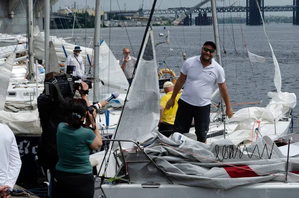 Kiev, Ukrayna Mayıs 25, 2019 Kiev gününde Yelken li yarış.