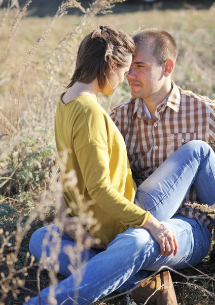 Young adult love couple have a rest outdoor, young family, husband and his wife — Stock Photo, Image