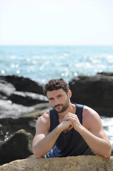 Young man outdoor portrait — Stock Photo, Image