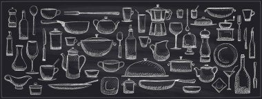 Mutfak gereçleri ve sofra takımları.