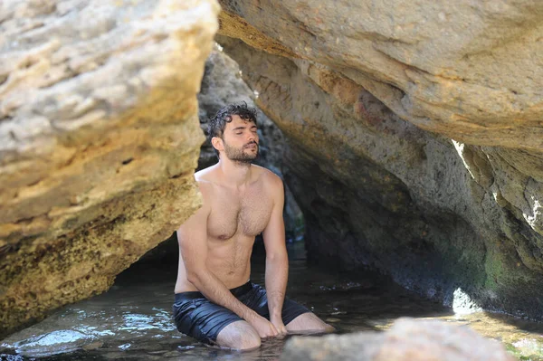 Young Stylish Man Outdoor Portrait Sea Rocks — Stock Photo, Image