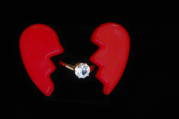 broken heart and a  ring