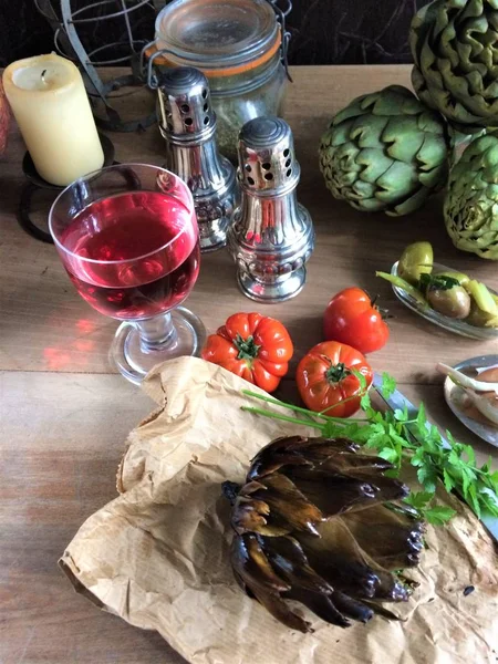 Composition Olives Red Wine Artichokes Tomatoes — Stock Photo, Image