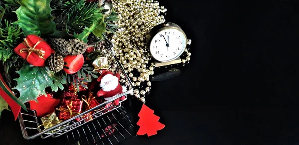 Diverses Décorations Noël Dans Chariot Métal — Photo