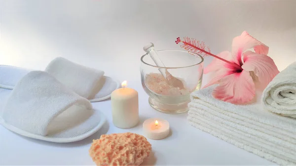 Spa Setting Spa Achtergrond Compositie Met Hibiscus Roze Bloem Witte — Stockfoto
