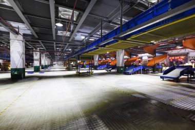 Bir büyük lojistik merkezi iç